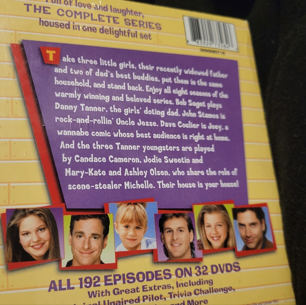 Full House The Complete Series DVD Set: 192 Epidodes On 32 DVDS With Great Extra - Picture 2 of 7